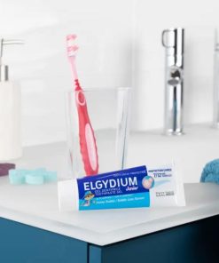 Alternative view of Elgydium Brosse A Dents Junior 7-12 Ans